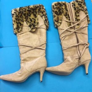 Leopard suede zippered boots